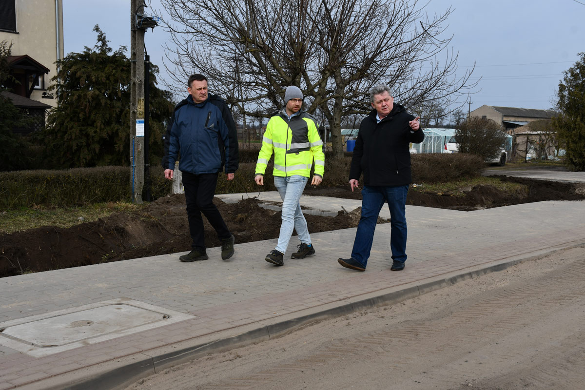 Remont drogi w Starej Dąbrowie
